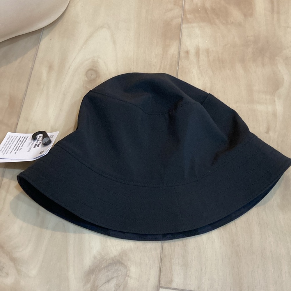 NWT Lululemon Both Ways Bucket Hat blk/camo - Picture 13 of 15